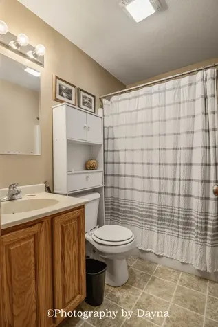 475 South Elm Avenue St. Anne IL 60964