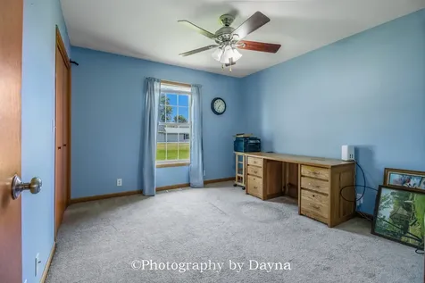 475 South Elm Avenue St. Anne IL 60964