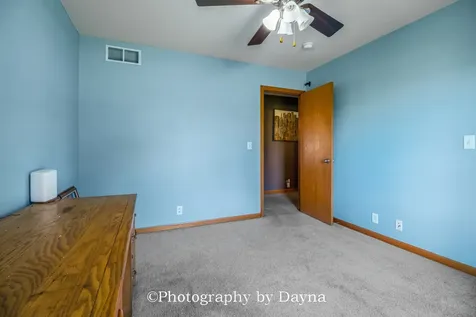 475 South Elm Avenue St. Anne IL 60964