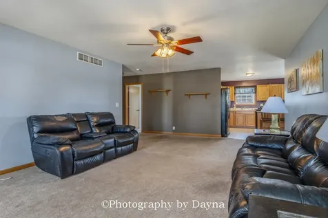 475 South Elm Avenue St. Anne IL 60964