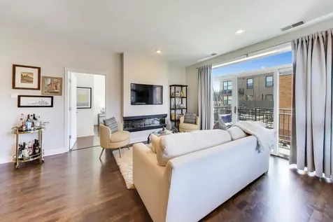 2330 West St Paul Avenue Chicago IL 60647