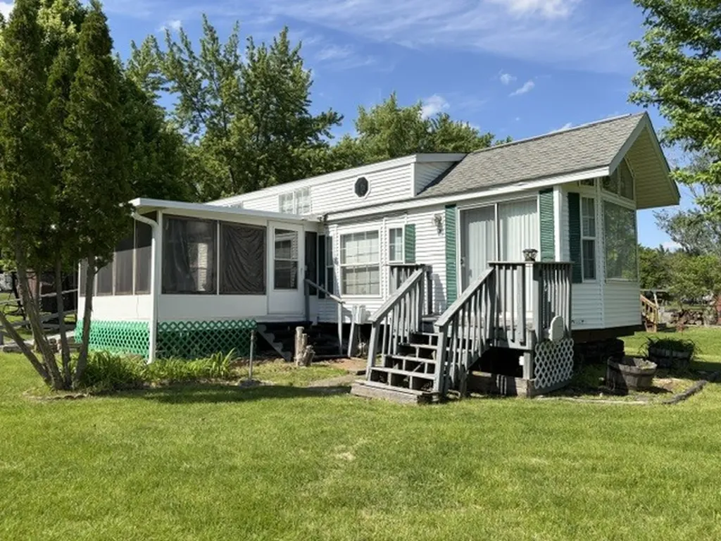 2795 East 28th Lot 422 Road Seneca IL 61360
