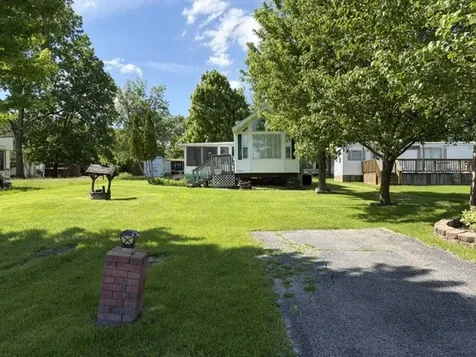 2795 East 28th Lot 422 Road Seneca IL 61360