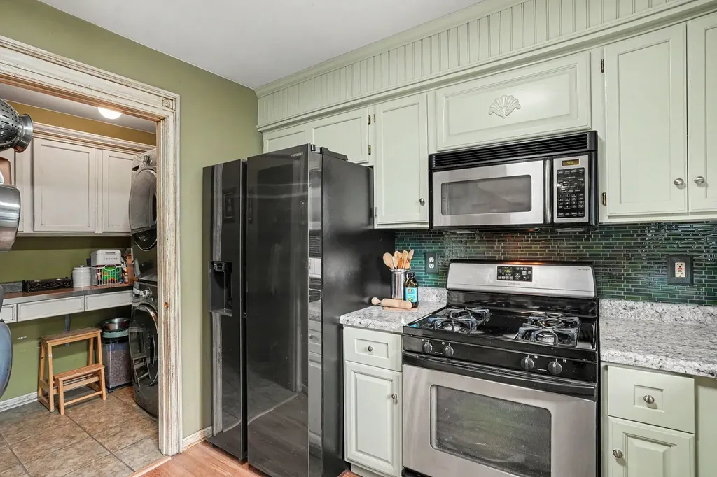 14002 South Adel Court Plainfield IL 60544