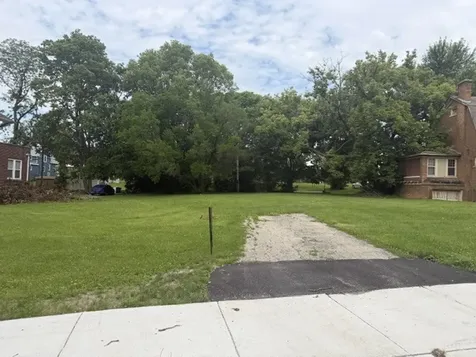 419/421 Whitney Avenue Joliet IL 60435