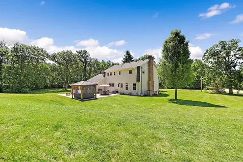 37W384 Ronsu Lane St. Charles IL 60175
