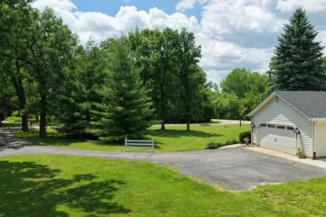 37W384 Ronsu Lane St. Charles IL 60175