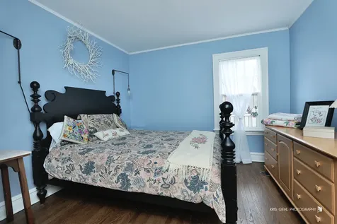 1534 Henry Place Waukegan IL 60085