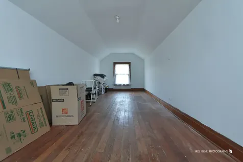 1534 Henry Place Waukegan IL 60085
