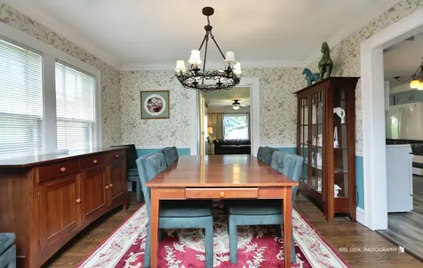 1534 Henry Place Waukegan IL 60085