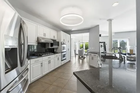 6N274 West Ridgewood Lane St. Charles IL 60175