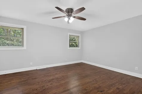 319 Parkshore Drive Shorewood IL 60404