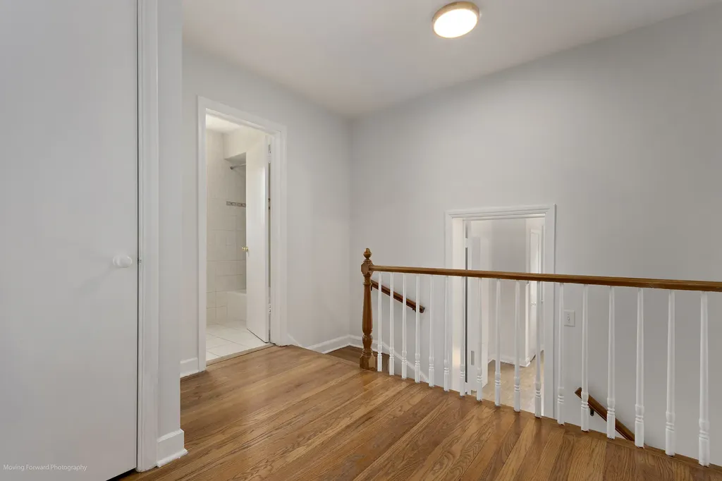 5129 Crain Street Skokie IL 60077