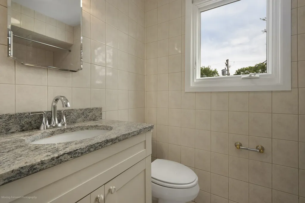 5129 Crain Street Skokie IL 60077