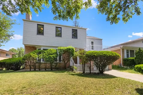 5129 Crain Street Skokie IL 60077