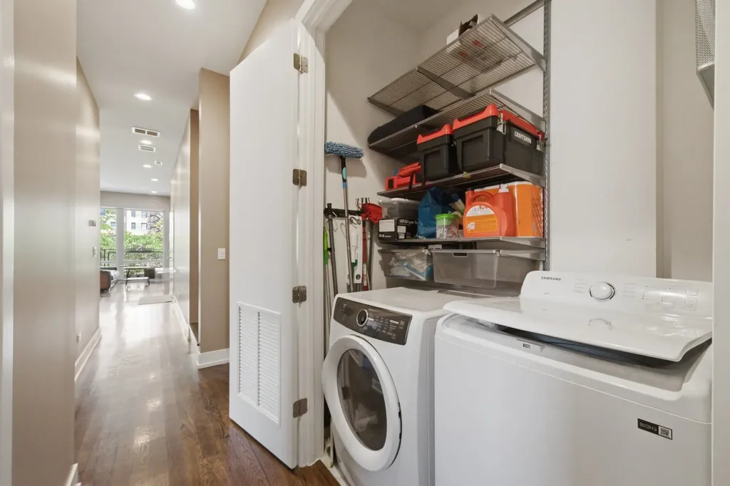 5236 North Kenmore Avenue Chicago IL 60640