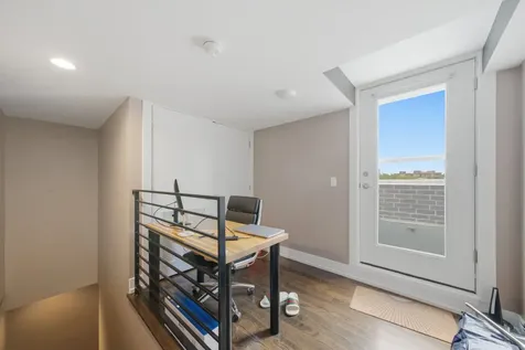 5236 North Kenmore Avenue Chicago IL 60640