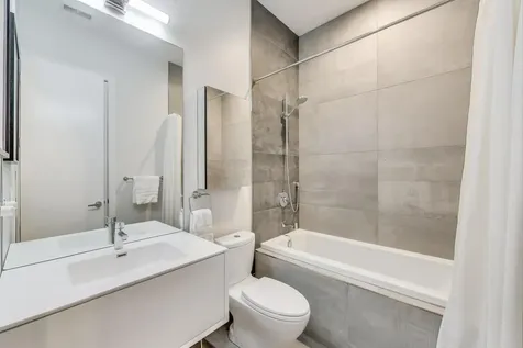 5236 North Kenmore Avenue Chicago IL 60640