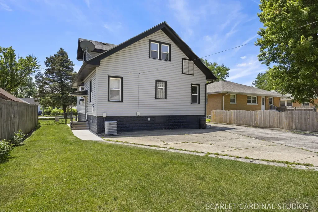 50 East Oak Street Villa Park IL 60181