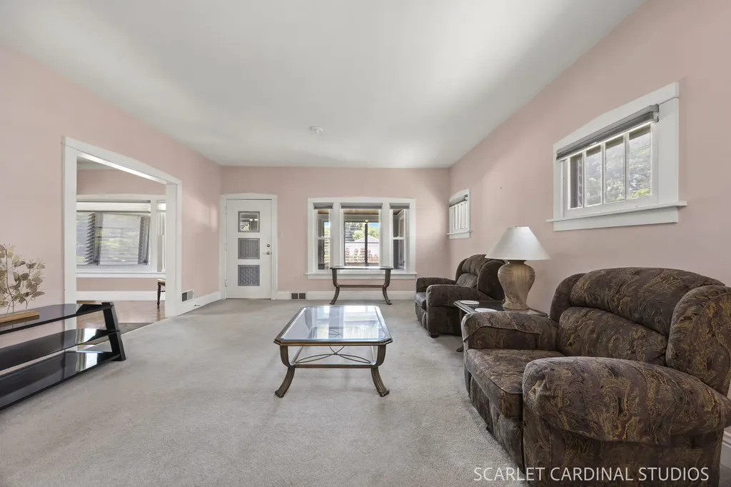 50 East Oak Street Villa Park IL 60181