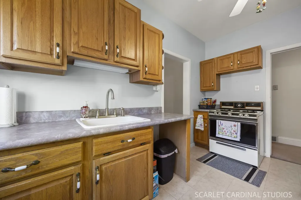 50 East Oak Street Villa Park IL 60181