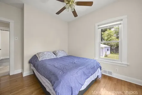 50 East Oak Street Villa Park IL 60181