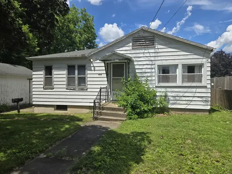 404 West Oregon Street Polo IL 61064
