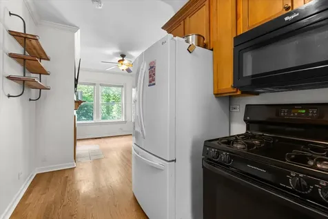 867 West Cornelia Avenue Chicago IL 60657