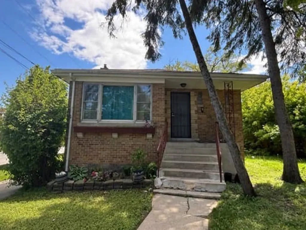 1833 West 88th Street Chicago IL 60620