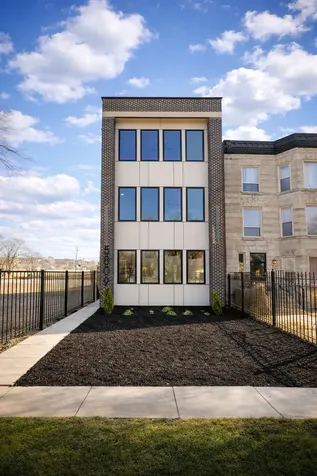 5809 South Indiana Avenue Chicago IL 60637