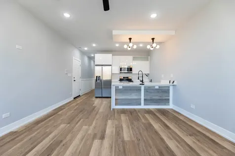 5809 South Indiana Avenue Chicago IL 60637