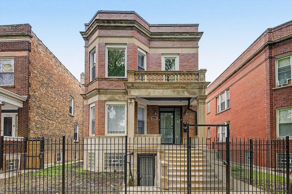 5932 South Elizabeth Street Chicago IL 60636