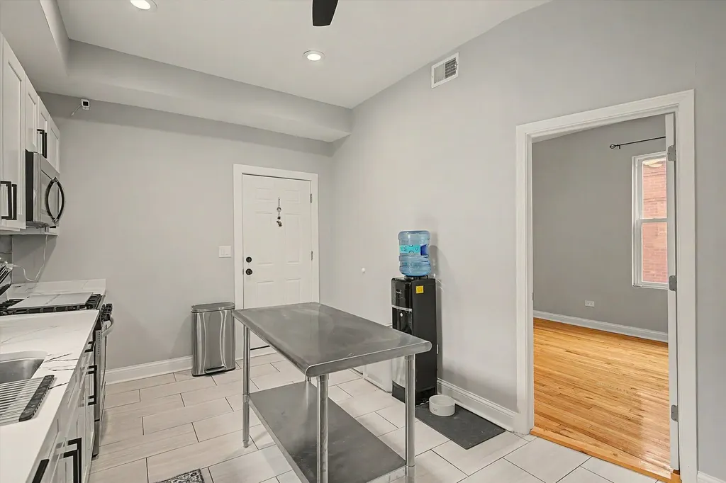 5932 South Elizabeth Street Chicago IL 60636