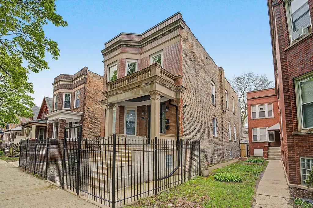 5932 South Elizabeth Street Chicago IL 60636