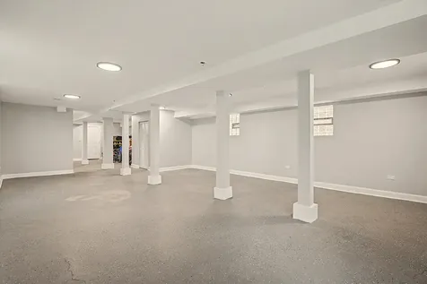 5932 South Elizabeth Street Chicago IL 60636