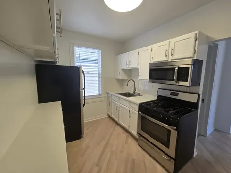 2255 West Huron Avenue Chicago IL 60612