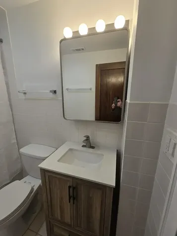 2255 West Huron Avenue Chicago IL 60612