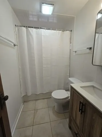 2255 West Huron Avenue Chicago IL 60612