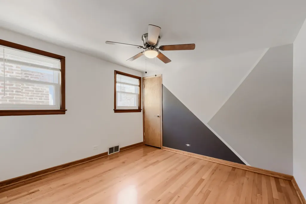 5122 South Normandy Avenue Chicago IL 60638