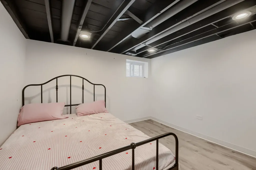 5122 South Normandy Avenue Chicago IL 60638