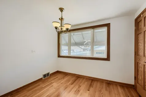 5122 South Normandy Avenue Chicago IL 60638