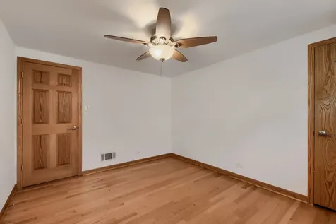 5122 South Normandy Avenue Chicago IL 60638