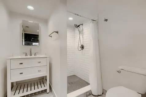 5122 South Normandy Avenue Chicago IL 60638