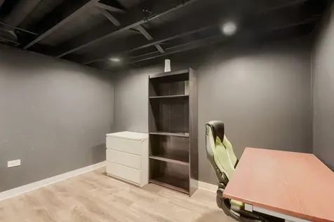 5122 South Normandy Avenue Chicago IL 60638
