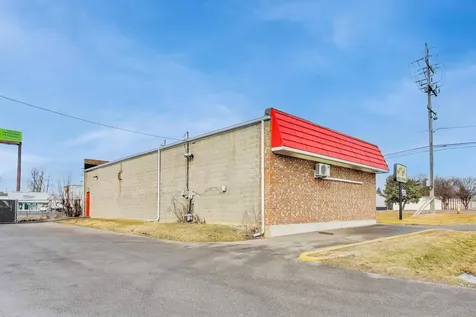 18W455 Roosevelt Road Lombard IL 60148