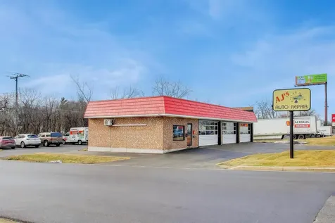 18W455 Roosevelt Road Lombard IL 60148