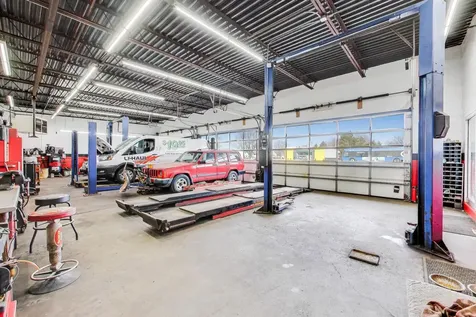 18W455 Roosevelt Road Lombard IL 60148