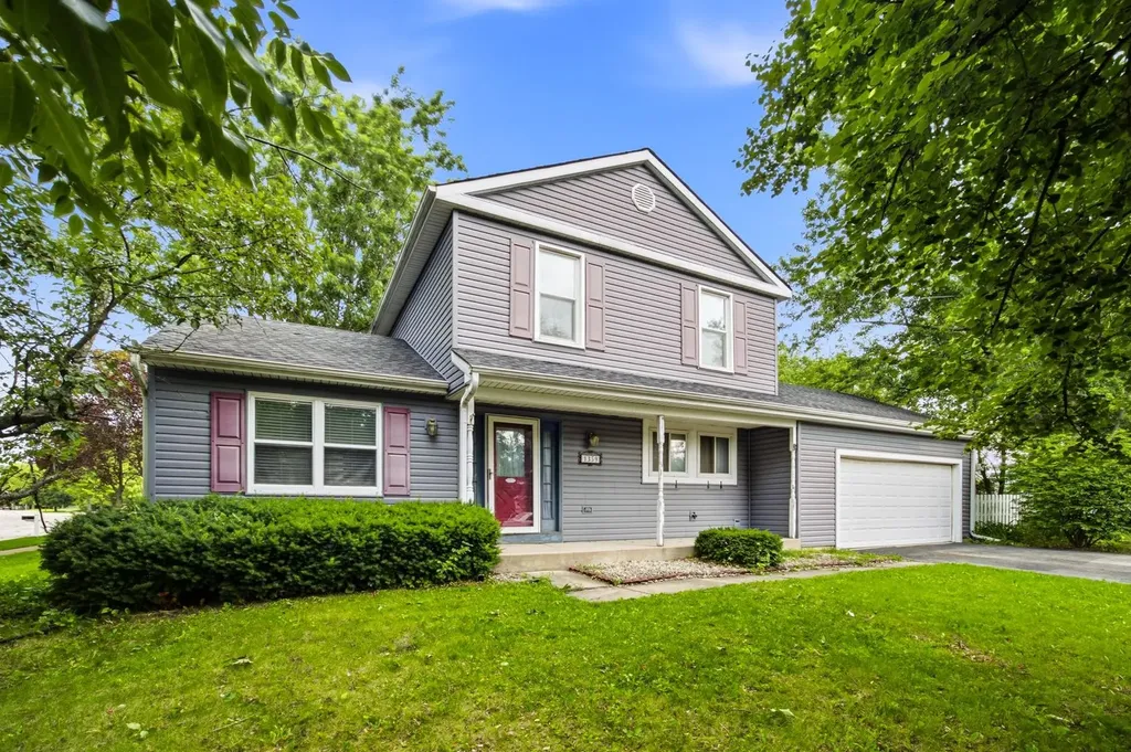 1359 Auburn Avenue Naperville IL 60565