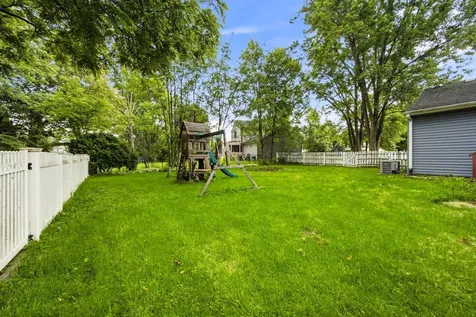1359 Auburn Avenue Naperville IL 60565