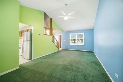 1359 Auburn Avenue Naperville IL 60565
